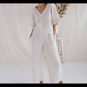 New! Offon clothing Oversized V-neck linen blouse and wide leg pants set XS